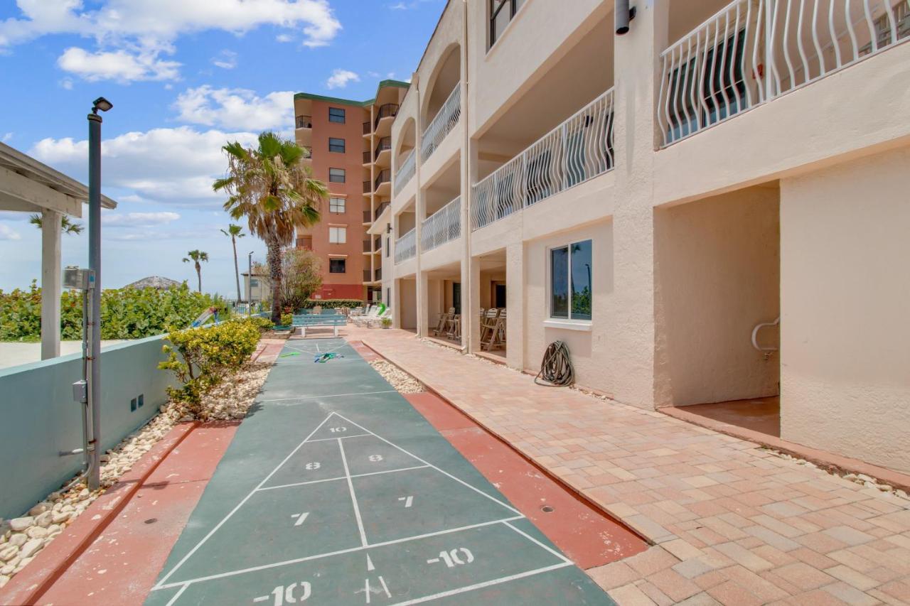 Redington Surf Resort By Travel Resort Services St. Pete Beach Bagian luar foto