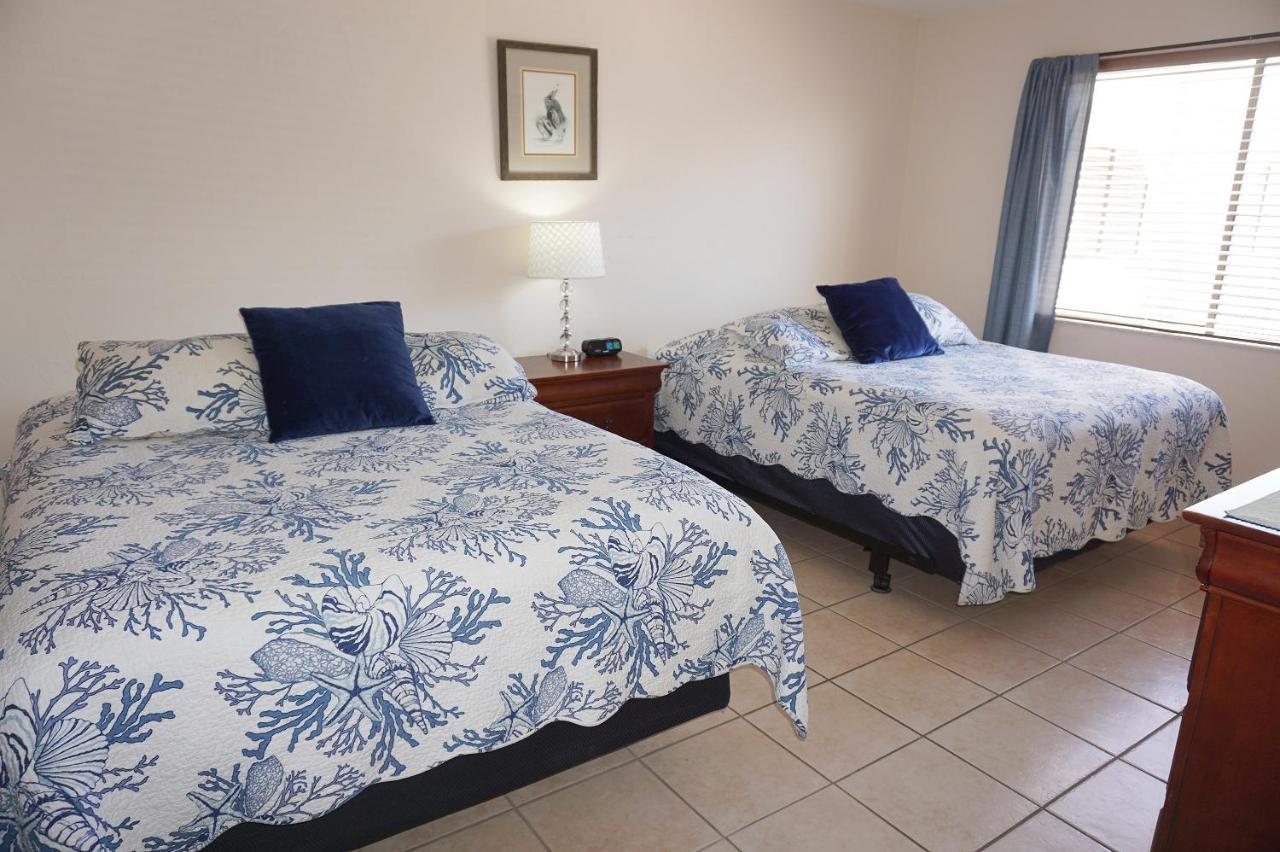 Redington Surf Resort By Travel Resort Services St. Pete Beach Bagian luar foto